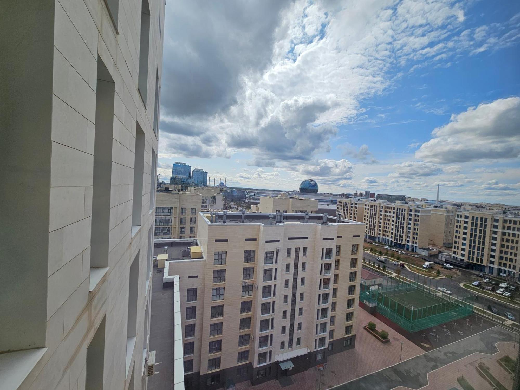Ernaz Plus Apartments: Promenade Expo Akmola Esterno foto