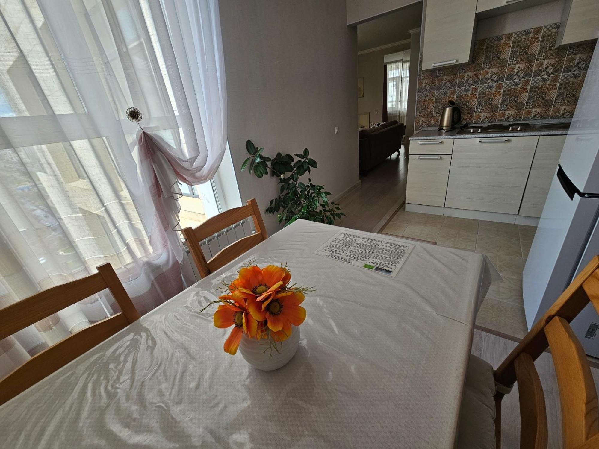 Ernaz Plus Apartments: Promenade Expo Akmola Esterno foto